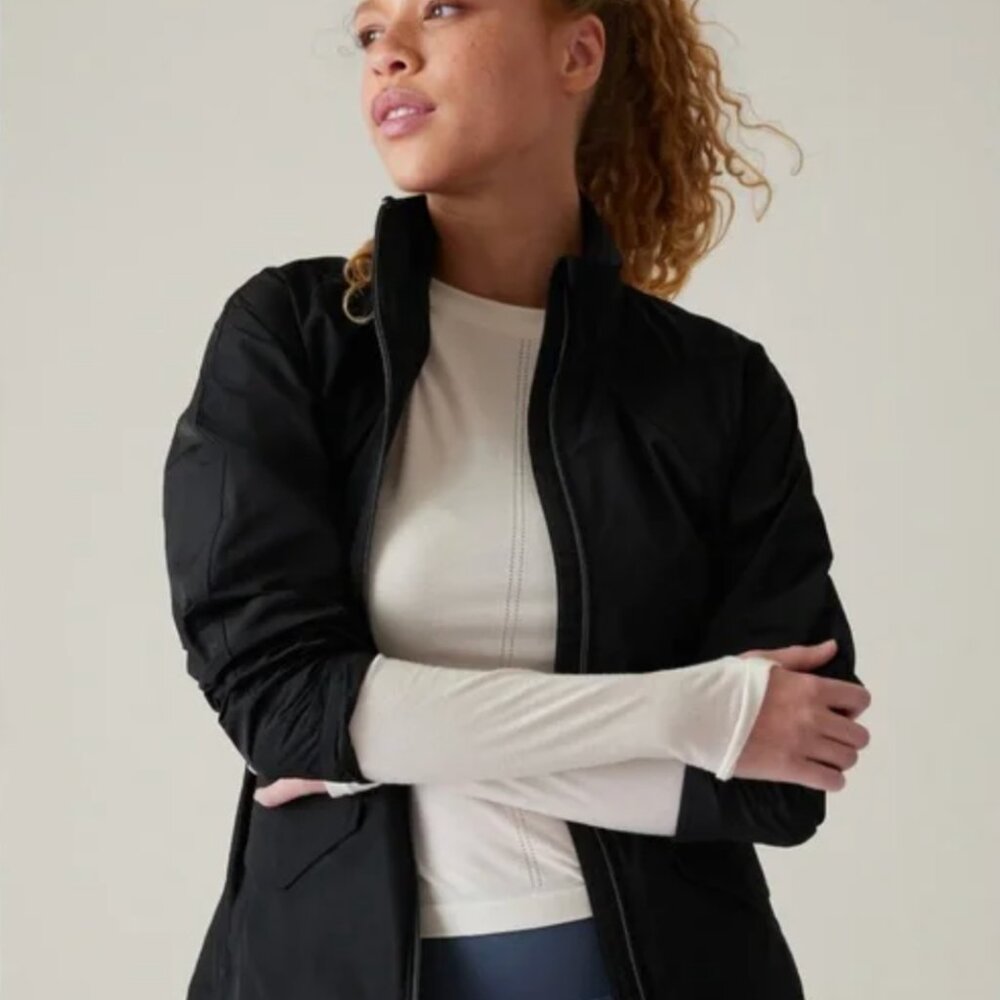 Athleta NWT Water-Repellent Black Westerly Jacket - Size Large